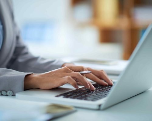 Vista de una campaña de email marketing con textos efectivos diseñados por una copywriter digital para una pequeña empresa española.